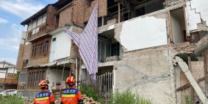 芦山6.1级地震 已转移安置群众12722人