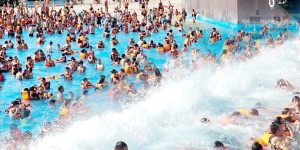 酷暑难耐丨“川南避暑福地”欢乐派海滩碧浪为你送清凉！