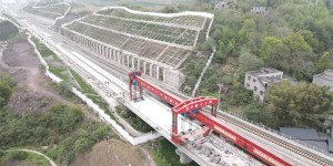 渝昆高铁重庆永川南至泸州站桥梁全线贯通