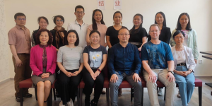 西南医科大学附属中医医院在捷克中医中心举办首届华人中医保健培训班