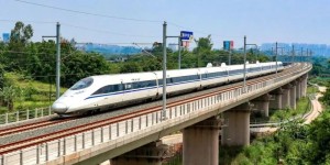 8月15日至20日 成都⇌泸州、绵阳⇌泸州加开多趟班列