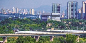 8月21日至28日，成都⇌泸州加开多趟班列