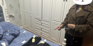女子捡到手机发现未设密码，狂买衣服盗刷了5100多元