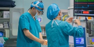 日就诊量1.5万人次创历史新高！西南医大附院多举措应对节后“看病潮”