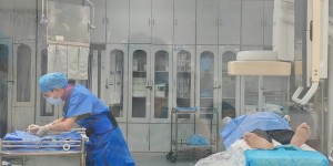 医生为伴抗癌5年，60岁父亲留下遗愿