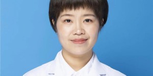 万米高空，一乘客心脏骤停！泸州医生跟“死神”抢生命……