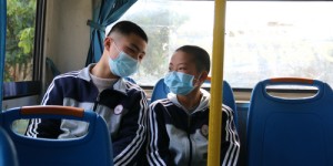 泸县：护学公交专线 解决学生“上学路”难题