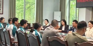7年默默坚守，180公里爱心接力，助力10位学子走出大山