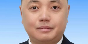 陈进当选为泸州市龙马潭区人民政府区长