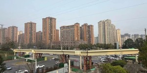 人行天桥、下穿隧道……织密民生交通网，泸州两项市政工程提速推进